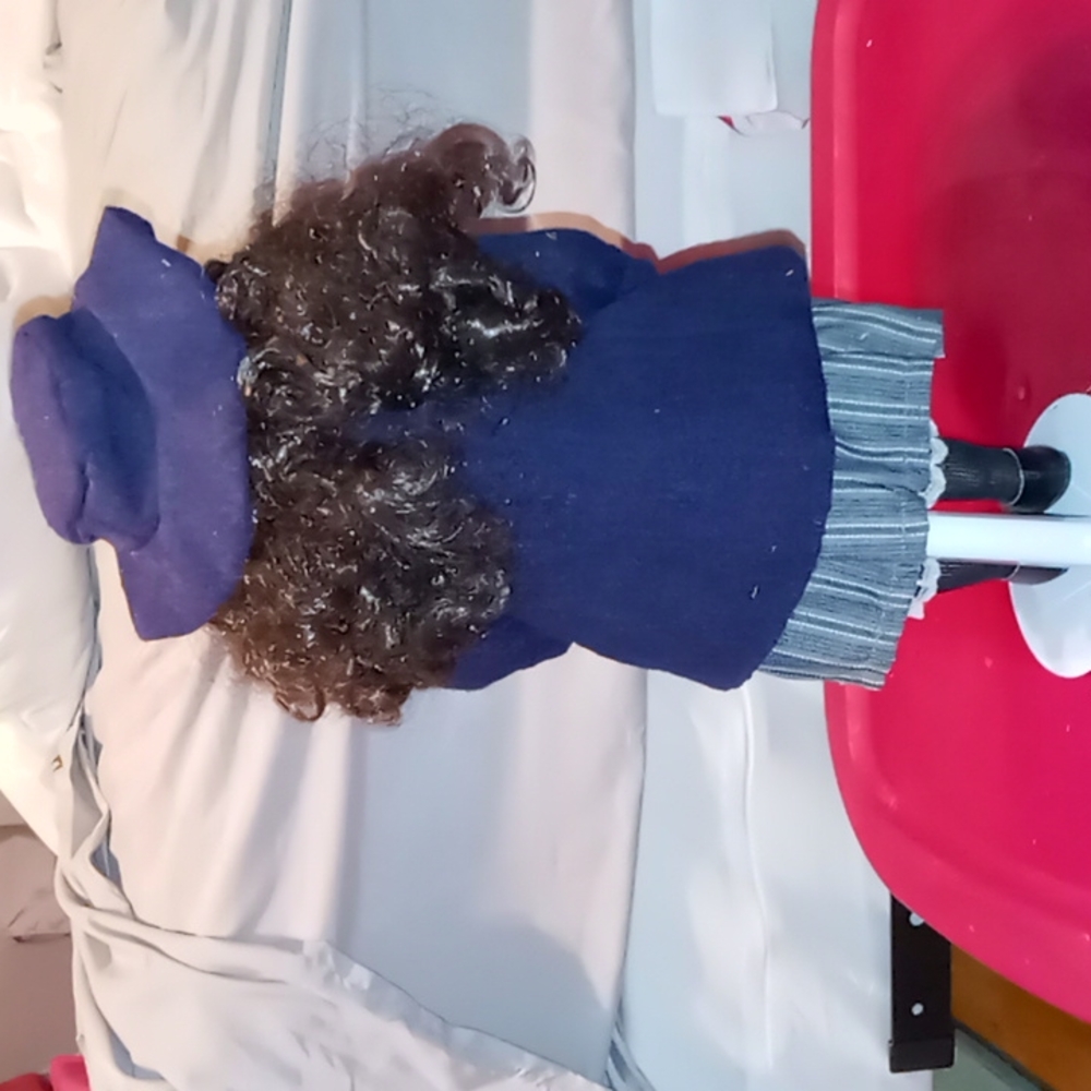 Ashley Lynn porcelain doll - Picture 2 of 9